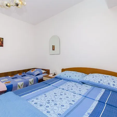 Marija * Brodarica (Sibenik-Knin)