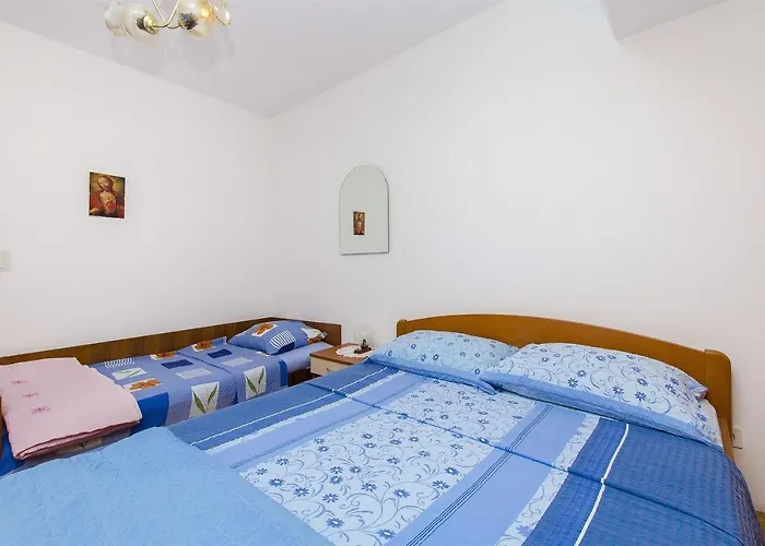 Marija * Brodarica (Sibenik-Knin)